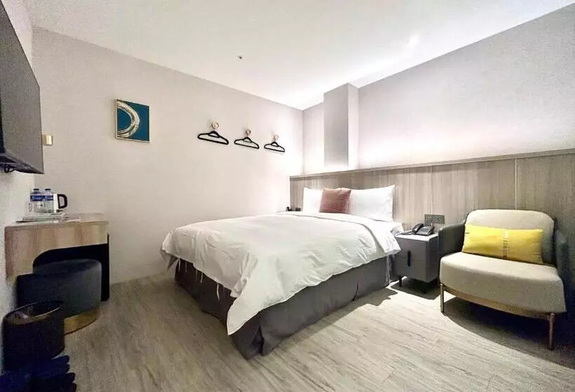 هتل Fun Stay Inn Ximen