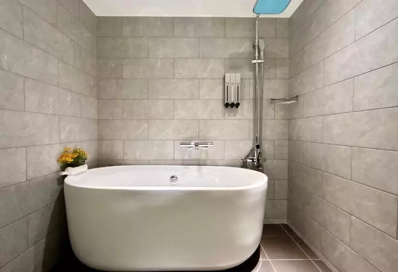 هتل Fun Stay Inn Ximen