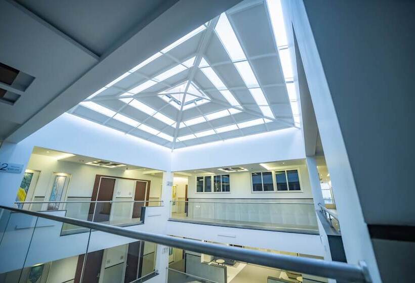 בית מלון כפרי Kyriad Prestige Ilkal