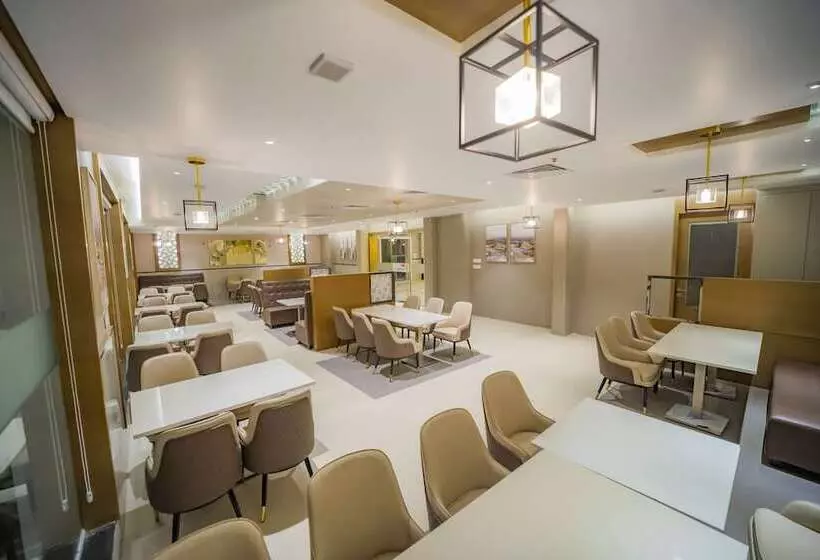 ホテル Kyriad Prestige Ilkal