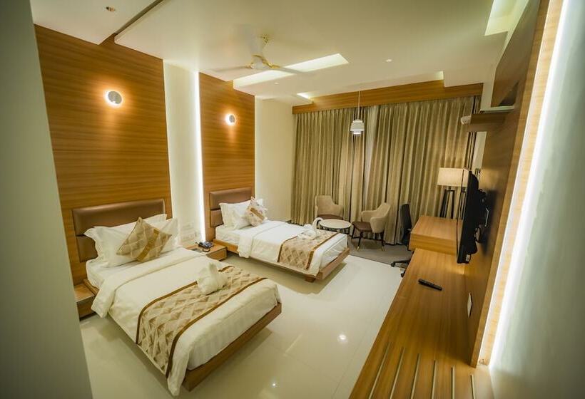 בית מלון כפרי Kyriad Prestige Ilkal