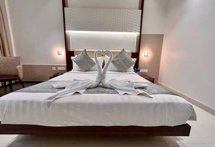 בית מלון כפרי Kyriad Prestige Ilkal