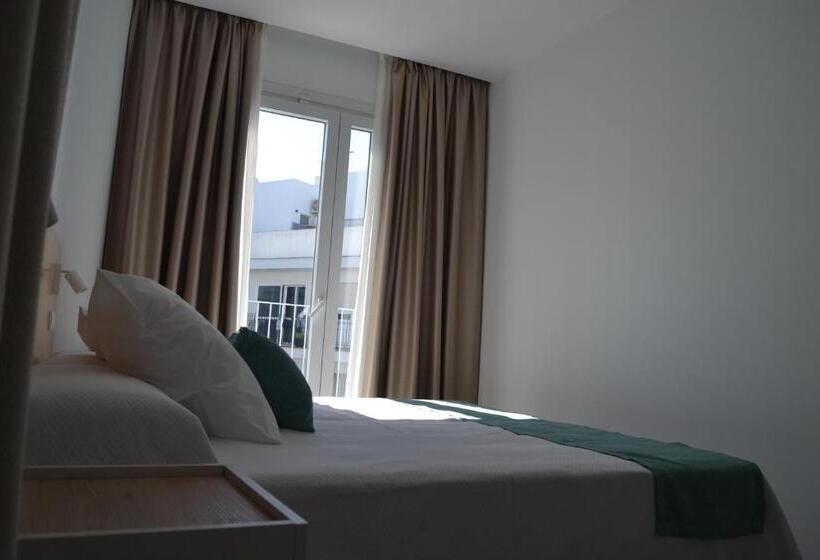 Отель Oasis Centro