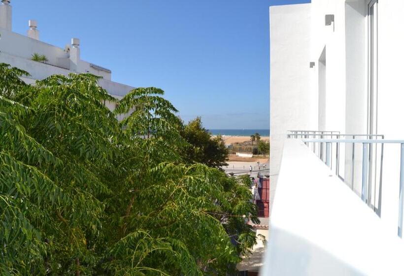 Отель Oasis Centro