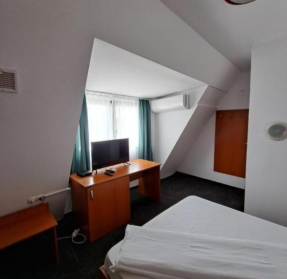 هتل Pescarus Port Bicaz