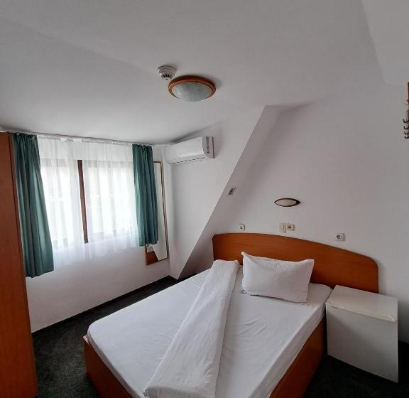 هتل Pescarus Port Bicaz