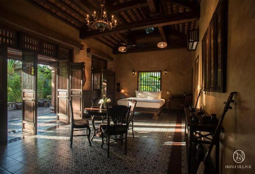 Nham Village Resort