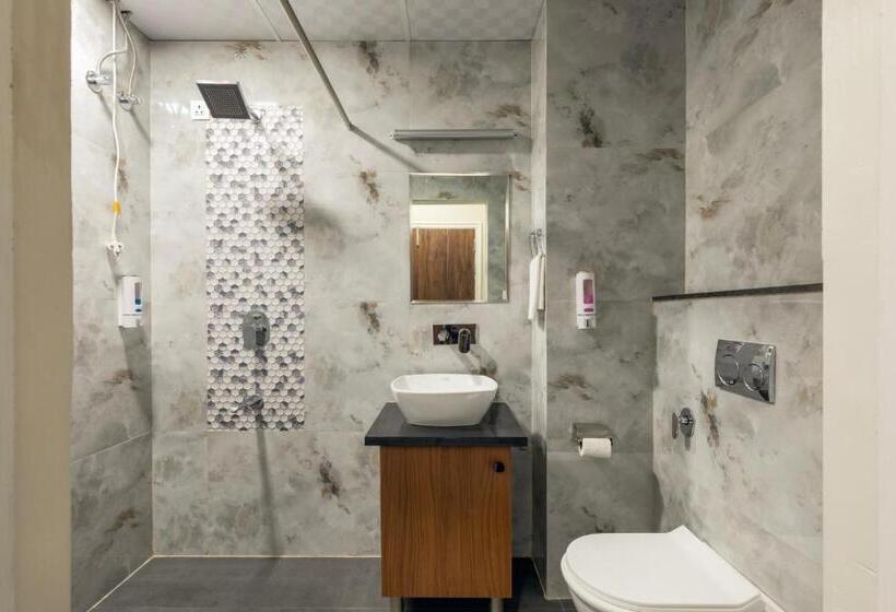 پانسیون Bardia’s Homestay