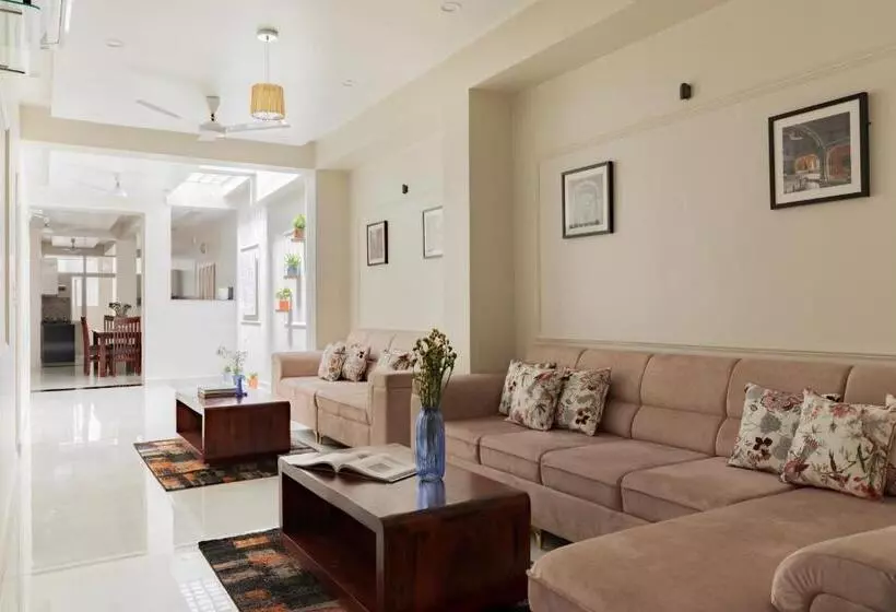 ペンション Bardia’s Homestay