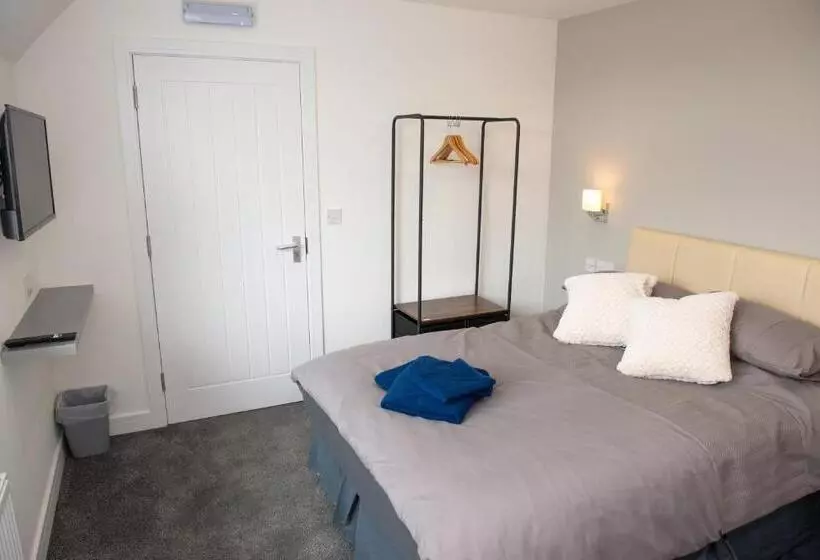 ペンション Cara Lodge, Comfortable Self Check In En Suite Guest Rooms