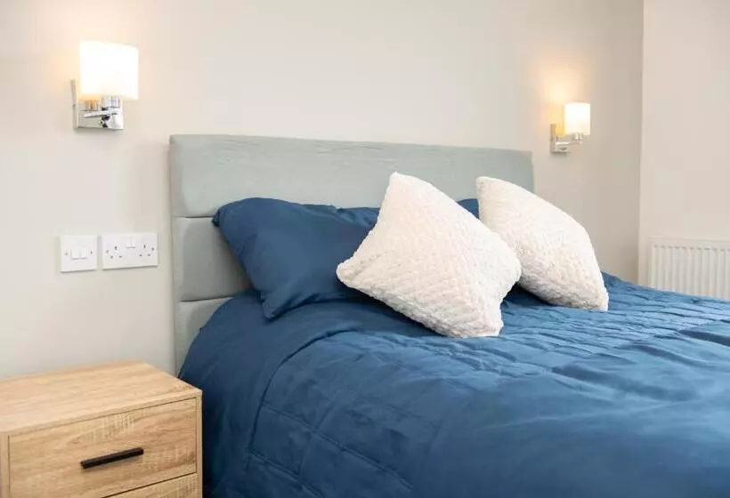 ペンション Cara Lodge, Comfortable Self Check In En Suite Guest Rooms