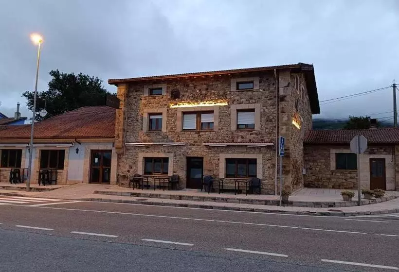 ペンション Casa Elisa Monegro