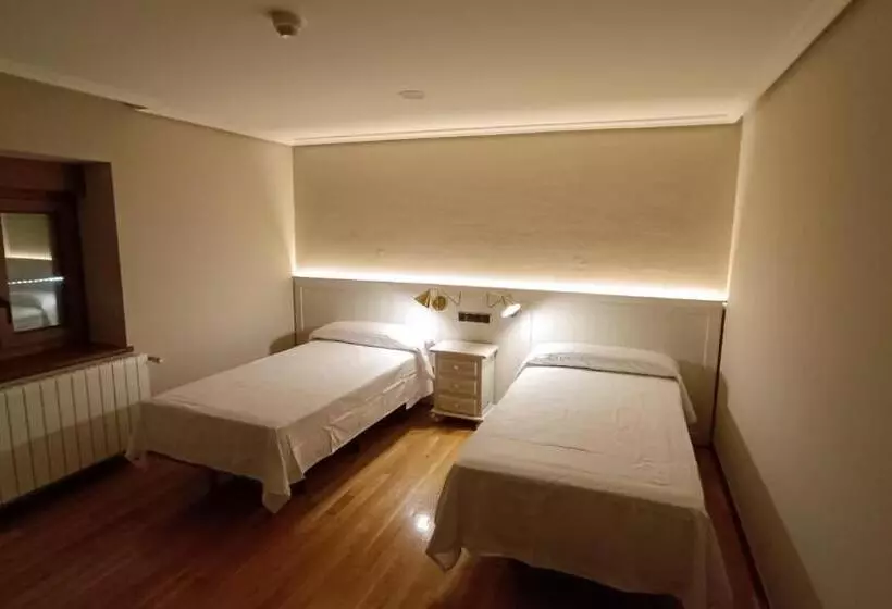 ペンション Casa Elisa Monegro