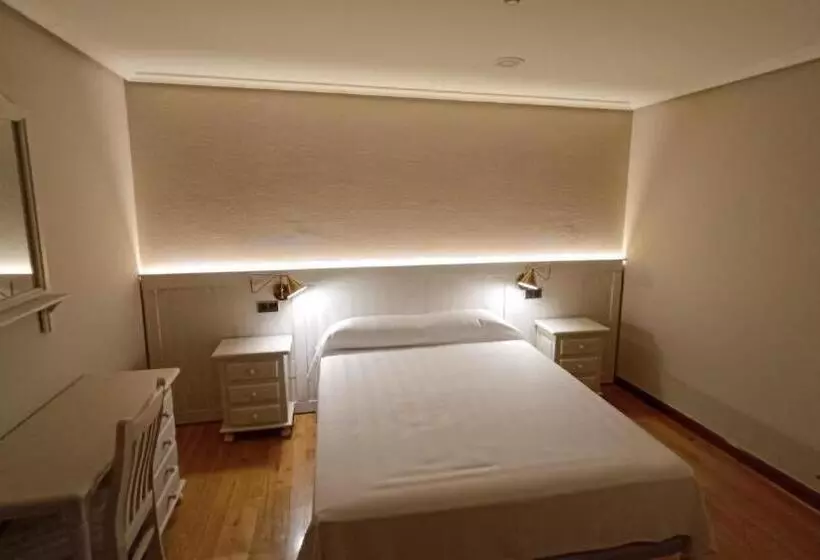 ペンション Casa Elisa Monegro