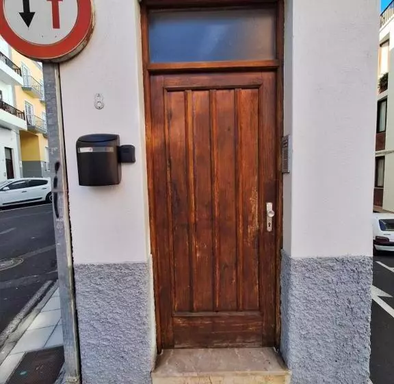 Majatalo Habitacion Con Baño Privado En Un Piso Con Familia
