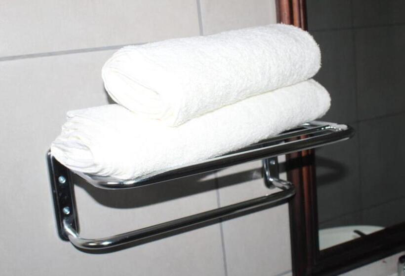 ペンション Kekeli B&b