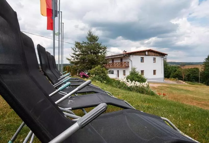 Majatalo Penzion Golf Luby