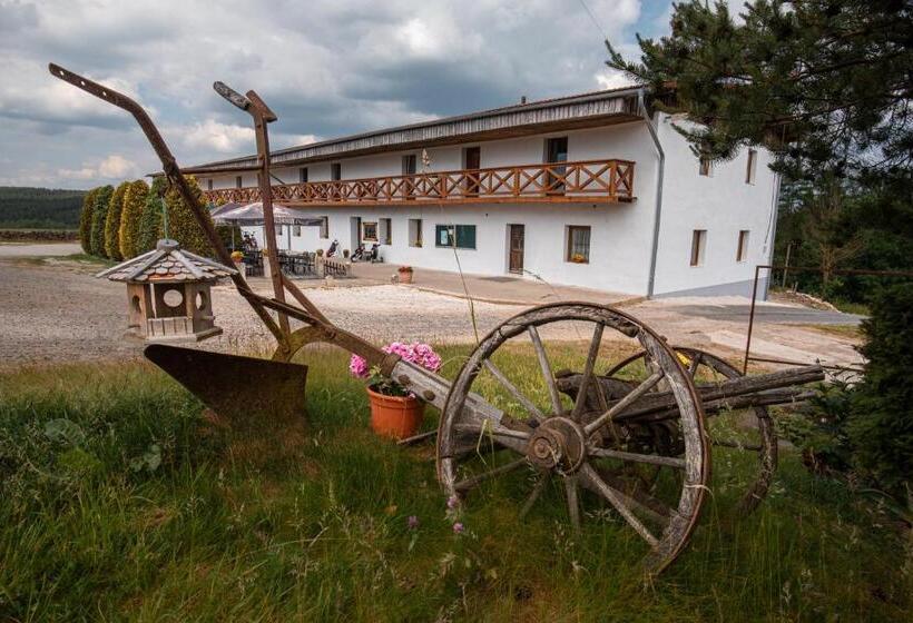 Пансион Penzion Golf Luby