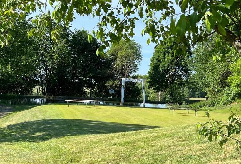 Пансион Penzion Golf Luby