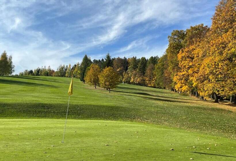 Пансион Penzion Golf Luby