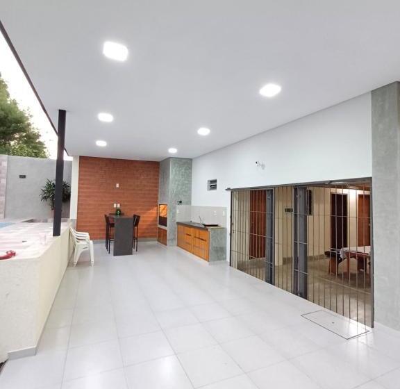 پانسیون Vivíana Hause Hospedaje