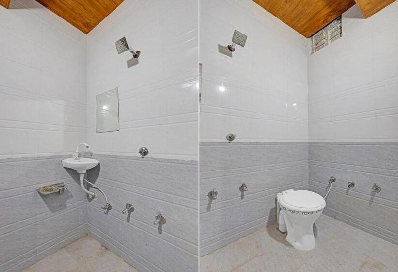 Pop 81014 Hotel Royal Raj