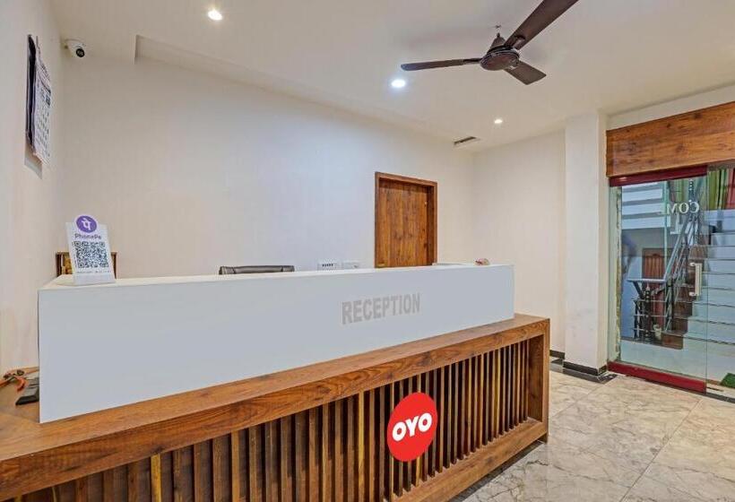 Pop 81014 Hotel Royal Raj