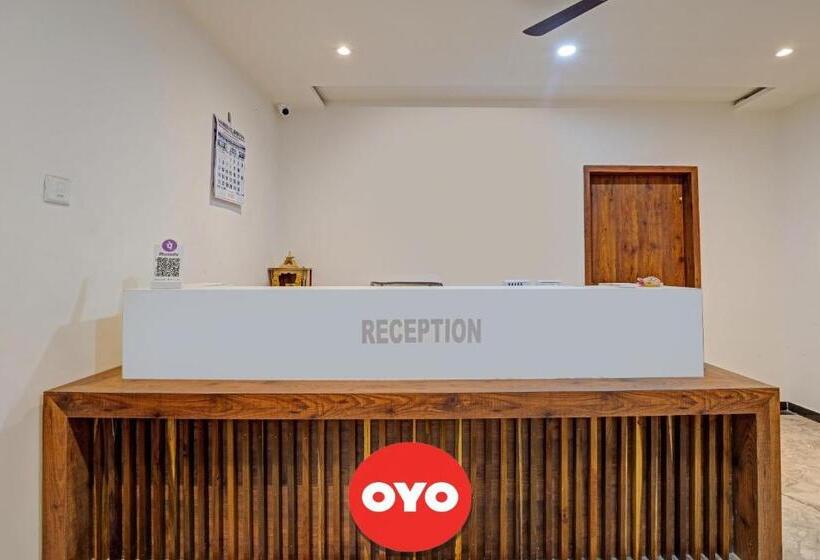 Pop 81014 Hotel Royal Raj