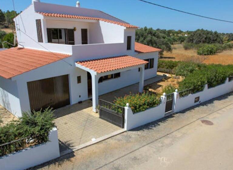 فندق صغير Casa Silver, Gale   Sleeps 9 Close To Amenities And Beach!