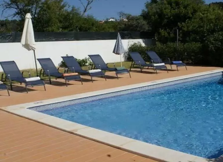 ユースホステル Casa Silver, Gale   Sleeps 9 Close To Amenities And Beach!