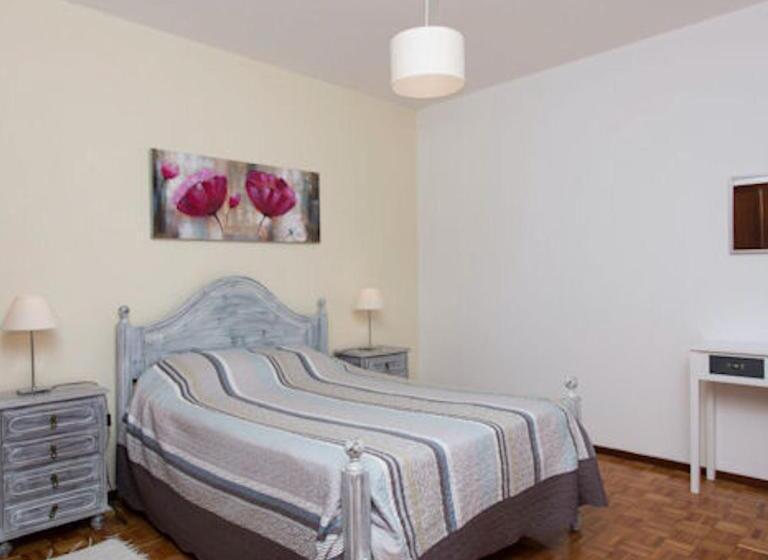 فندق صغير Casa Silver, Gale   Sleeps 9 Close To Amenities And Beach!