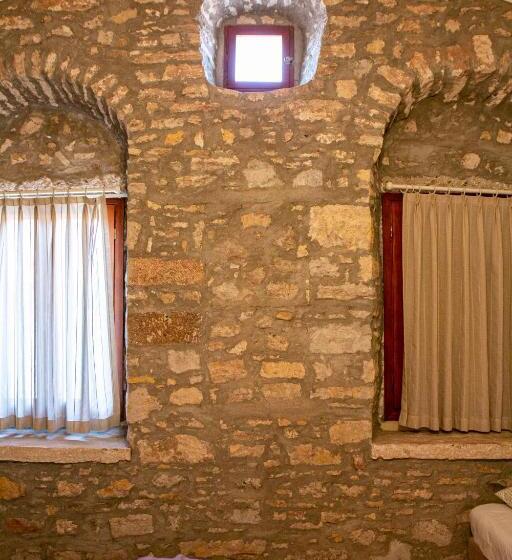 Annemin Harabesi Otel