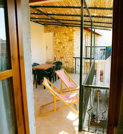 Annemin Harabesi Otel