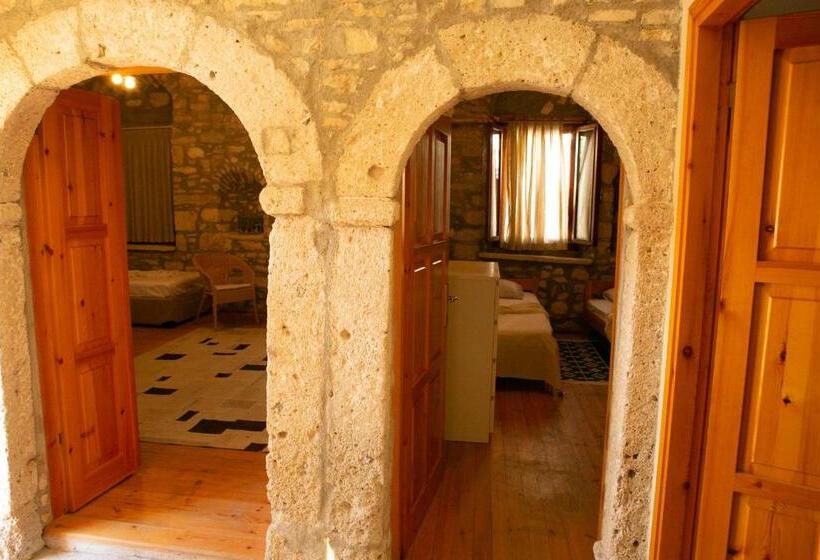 Annemin Harabesi Otel