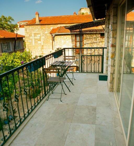 Annemin Harabesi Otel