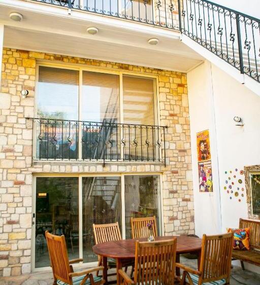 Annemin Harabesi Otel