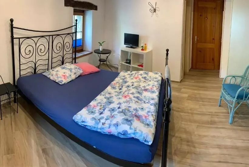 Aamiaismajoitus (B&B) Bnb Cà Di Sciavatin