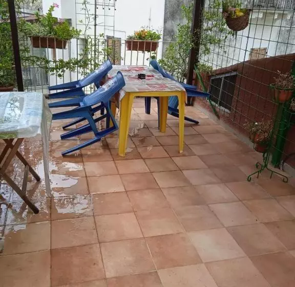 Aamiaismajoitus (B&B) Villa Carolina