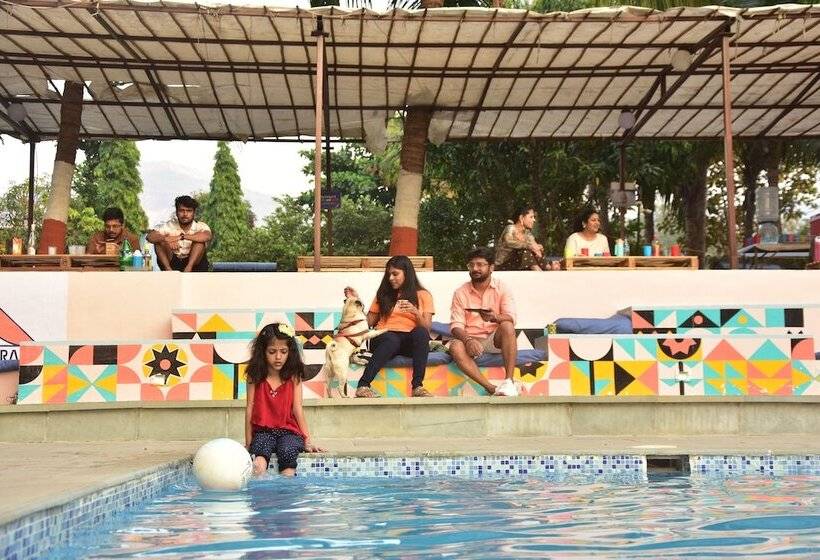 Хостел Tents N' Trails