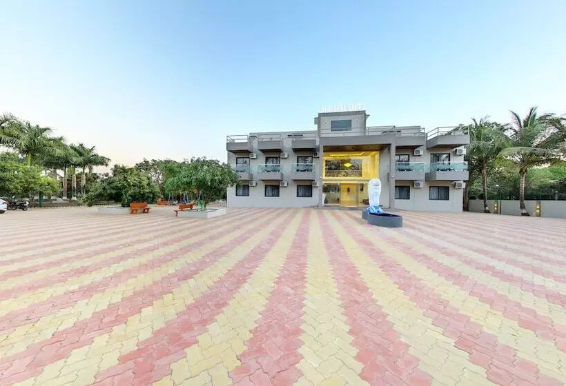 Hotelli Anantam Resort