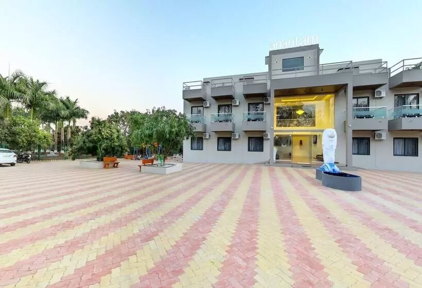 Hotelli Anantam Resort