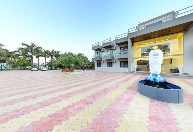Hotelli Anantam Resort