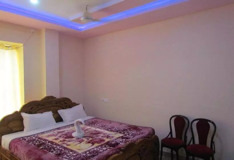 ホテル Bishal Palace