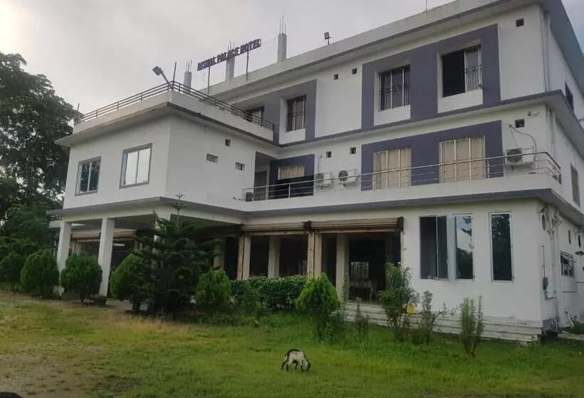 ホテル Bishal Palace