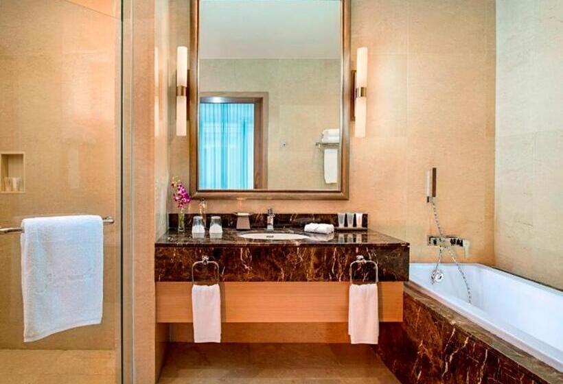 هتل Jasmine Naypyitaw