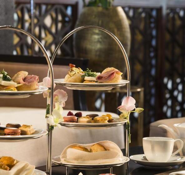 هتل Jasmine Naypyitaw