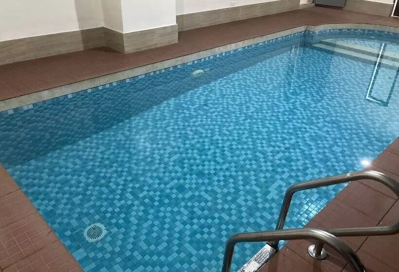 Mont Kalm Hotel And Suites