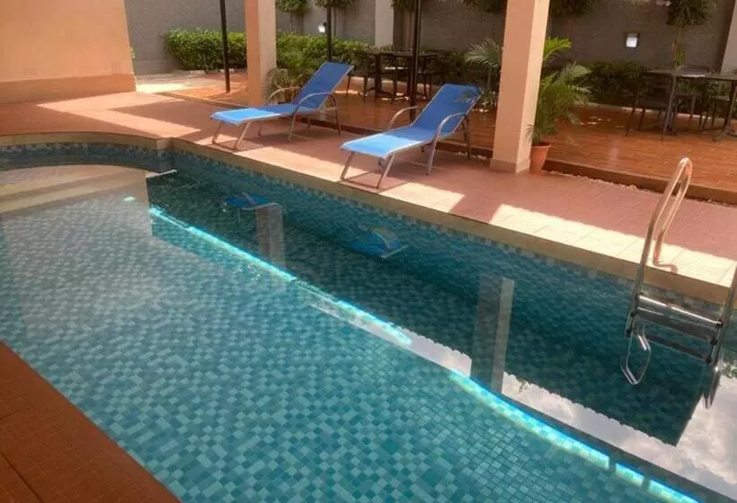 Mont Kalm Hotel And Suites