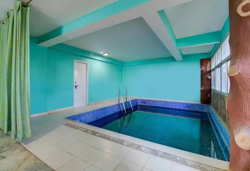 Hotelli Oyo 18345 A S Palace