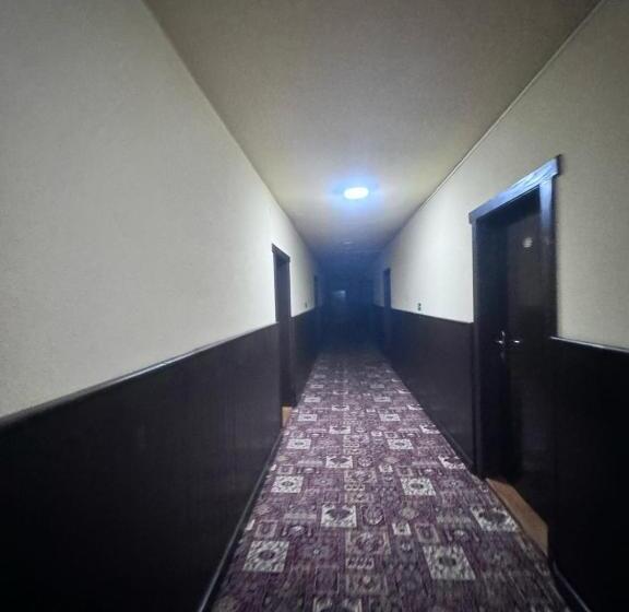 فندق Penzion Landštejnský Dvůr